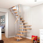 TreppenStore Mittelholmtreppe DOLLE Frankfurt mittelholmtreppe-dolle-frankfurt-2gew-eiche-weiss-geoelt-12st-perlgrau-designgelaender-a-ae